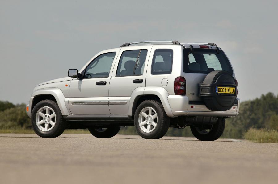  Jeep Cherokee 2002 года  (фото 27 из 130)